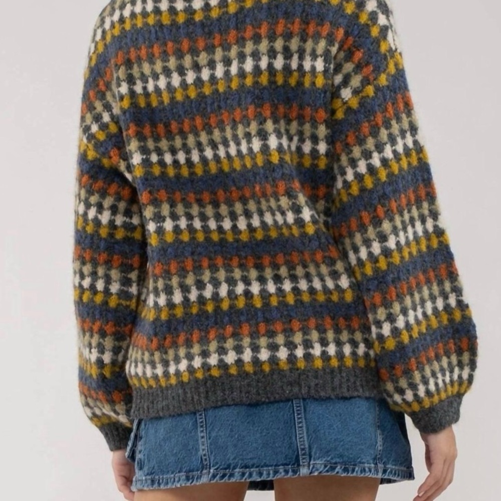 Multicolor Patterned Sweater - Picture 2 of 4